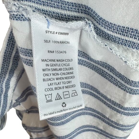 EVEREVE Blue White Striped 100% Rayon 3/4 Sleeve Light Button Up Blouse Size M - Picture 6 of 6